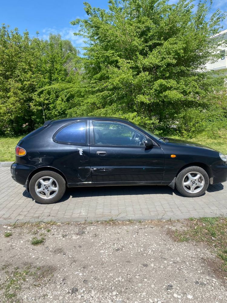 Daewoo Lanos 2001