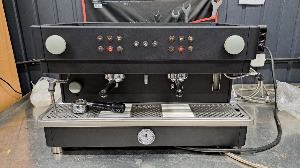 Кавомашина професійна la san marco