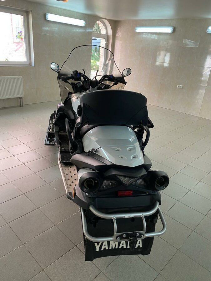 Снігохід Yamaha RS Venture TF 2016