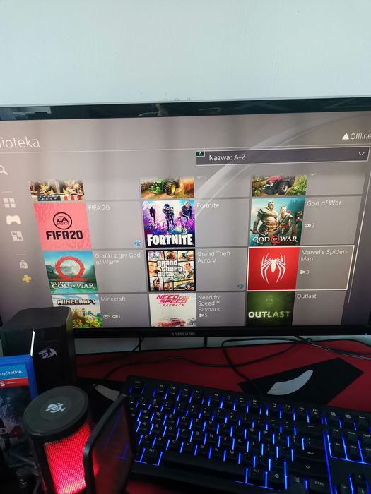 Konsola playstation 4 slim 500GB + 3 pady + 21 gier