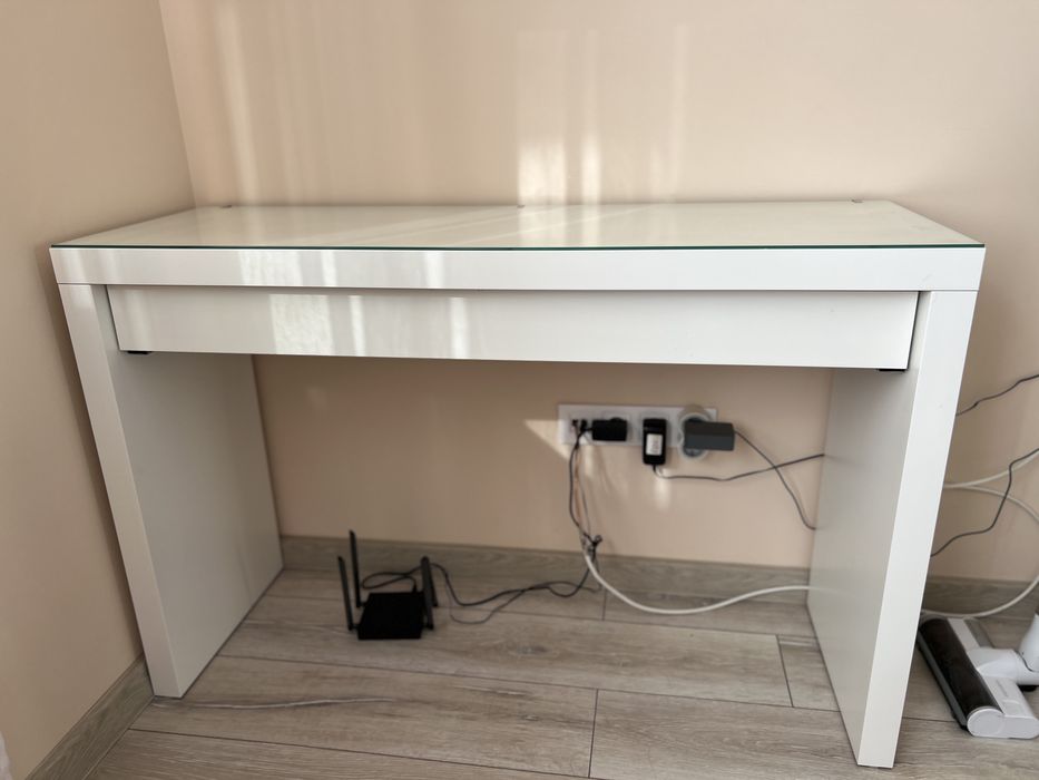 Письмовий стіл