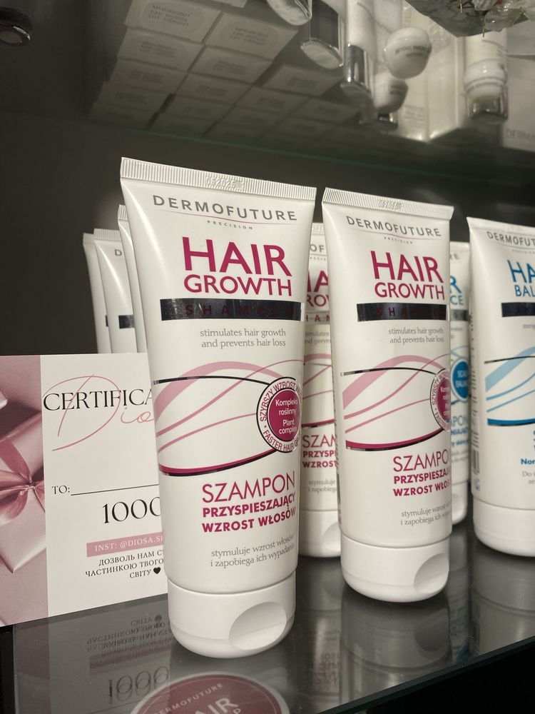 Зміцнюючий шампунь для стимуляції росту волосся DermoFuture