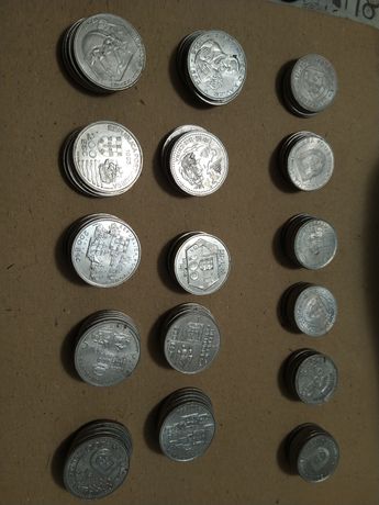 Vendo moedas de coleção de 100 & 200 escudos
