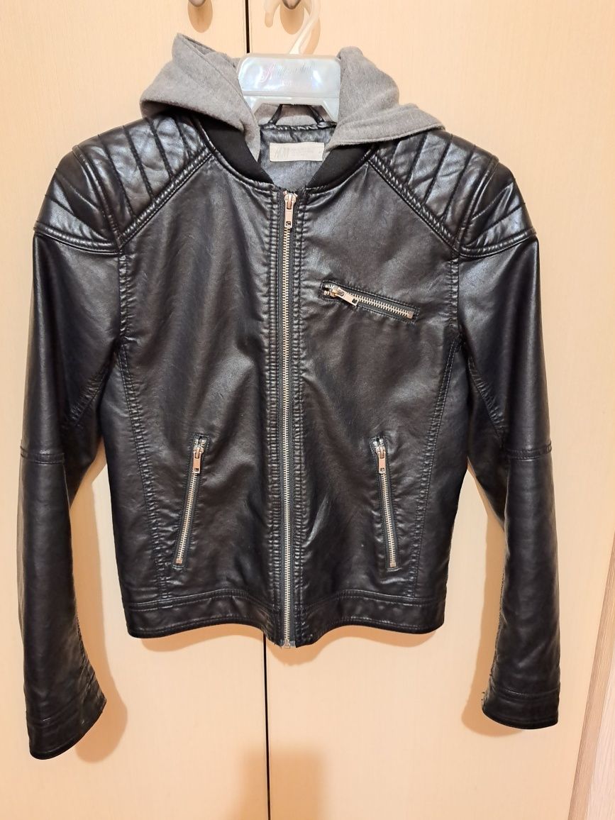 Продам детскую кожаную куртку H&M, 152