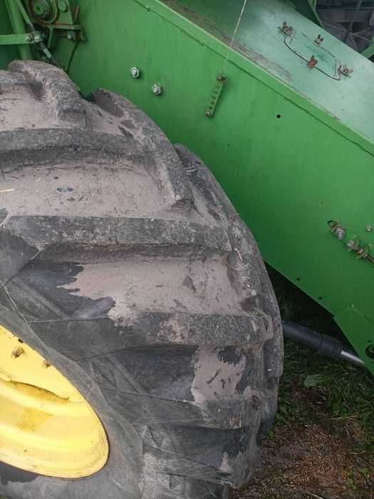 Комбайн  John deere 952