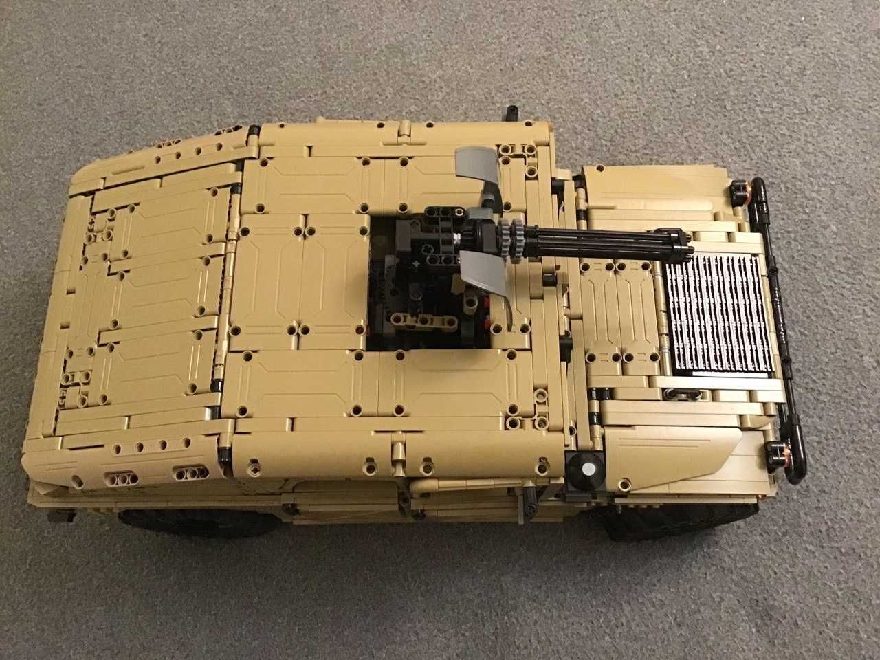 CADA HUMVEE C61036W (сумісний Lego Technic аналог), масштаб 1:8
