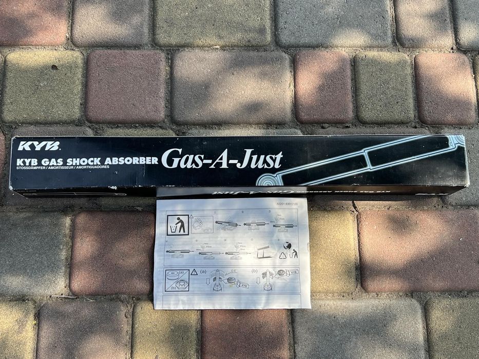 Задний газовый амортизатор для Ford Fusion.