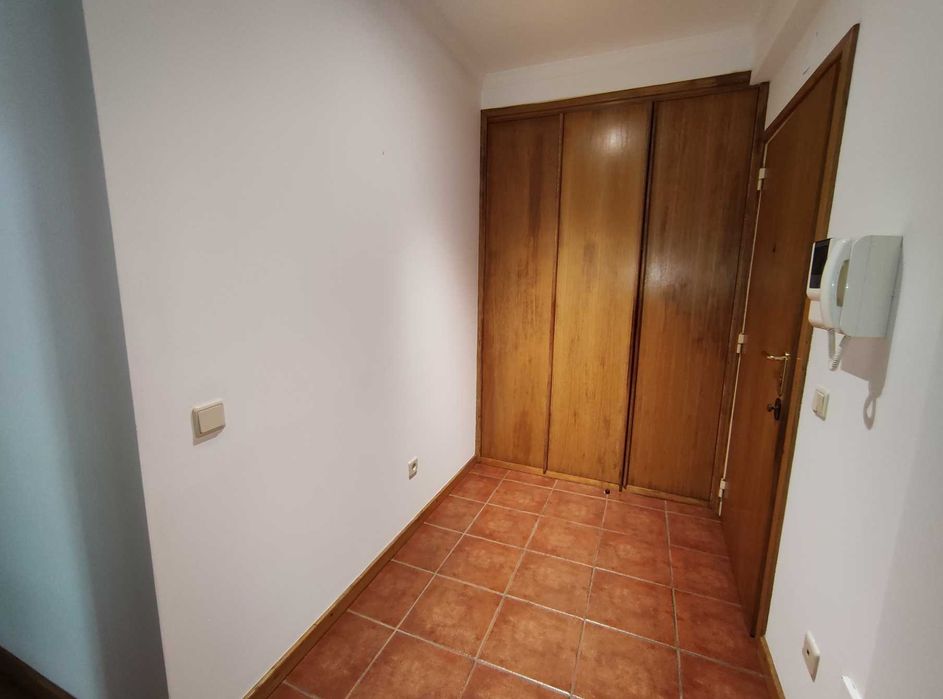Arrendo T2 em São João da Madeira