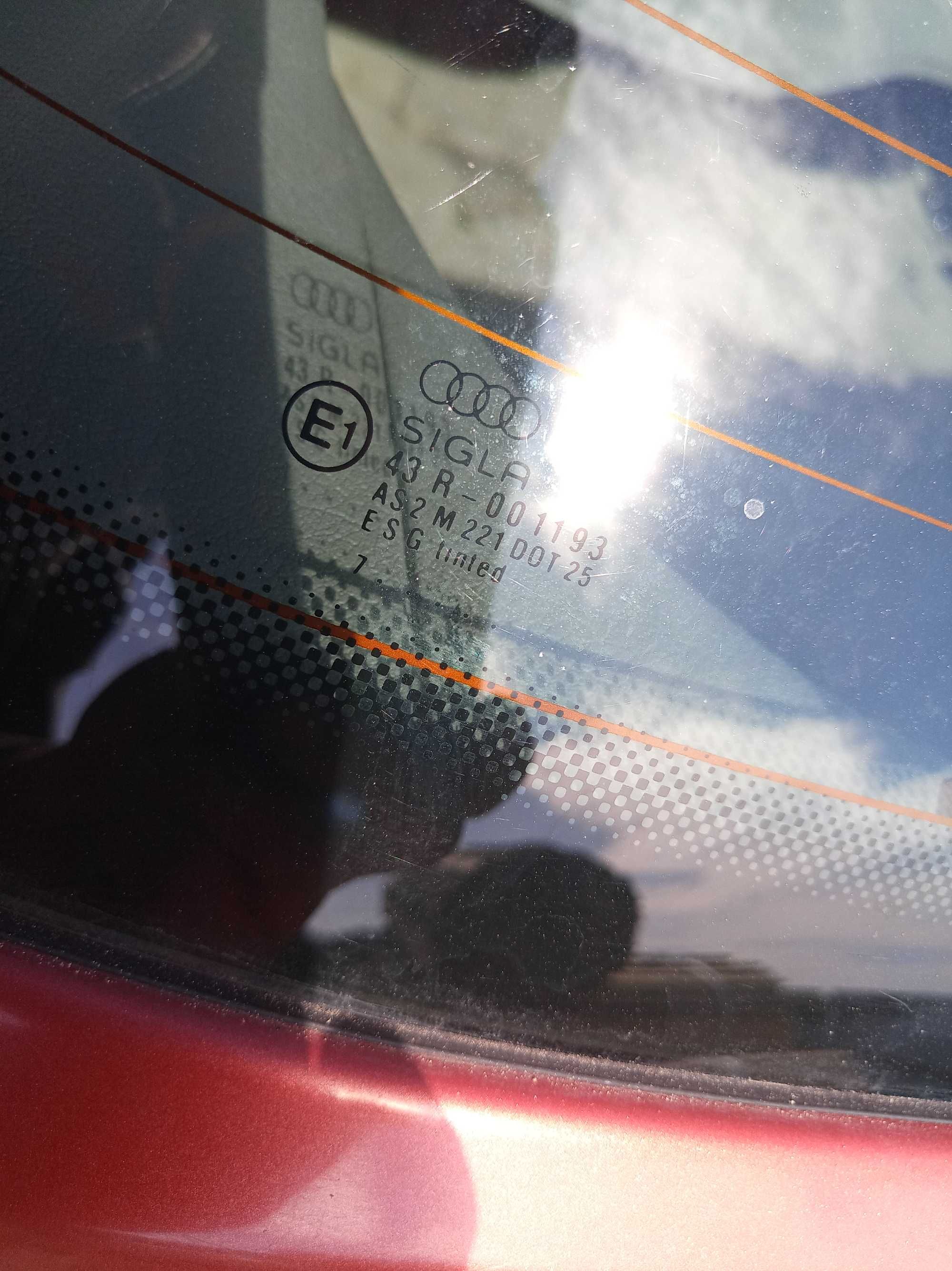Audi A4 B5 ceglana przed lift tył tyl tylna Ly3z klapa kombi kpl awant