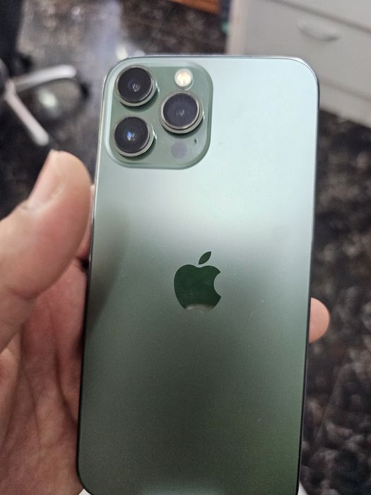 Iphone 13 pro max..256gb