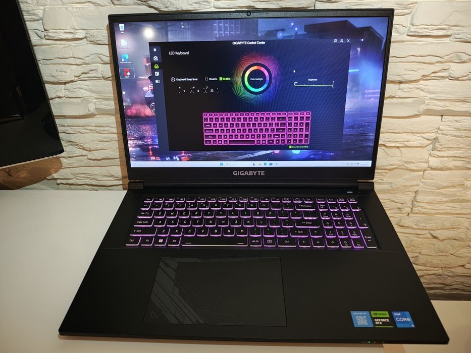 GAMINGOWY Laptop GIGABYTE 17.3"144Hz i5 16x4.50Ghz,16GB,RTX4050-6GB