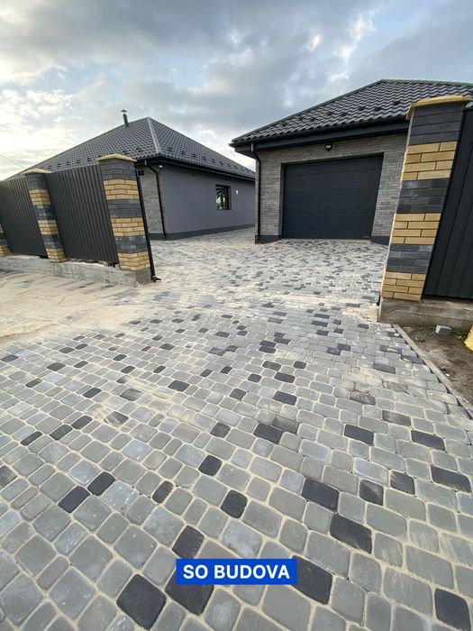 Укладання тротуарної плитки Бруківки Укладка тротуарной плитки ФЭМ