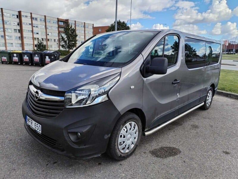 Продам Opel Vivaro