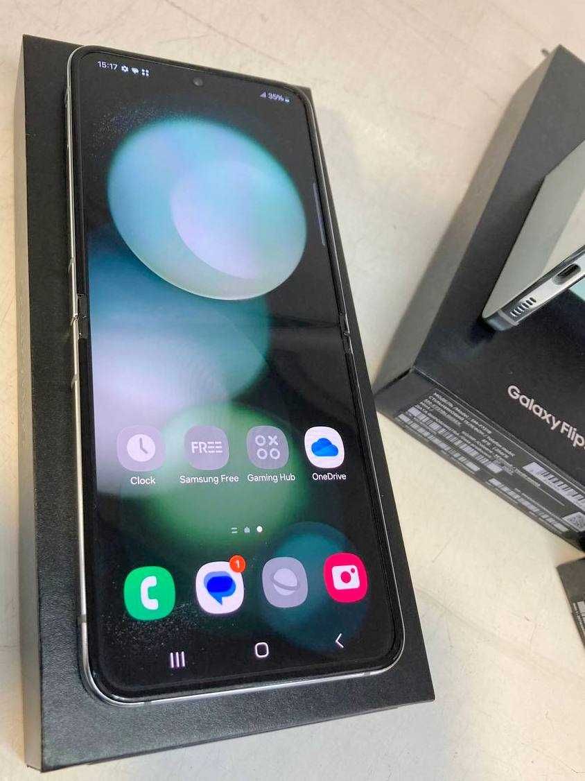 Смартфон Samsung Galaxy Flip5 8/256GB Mint