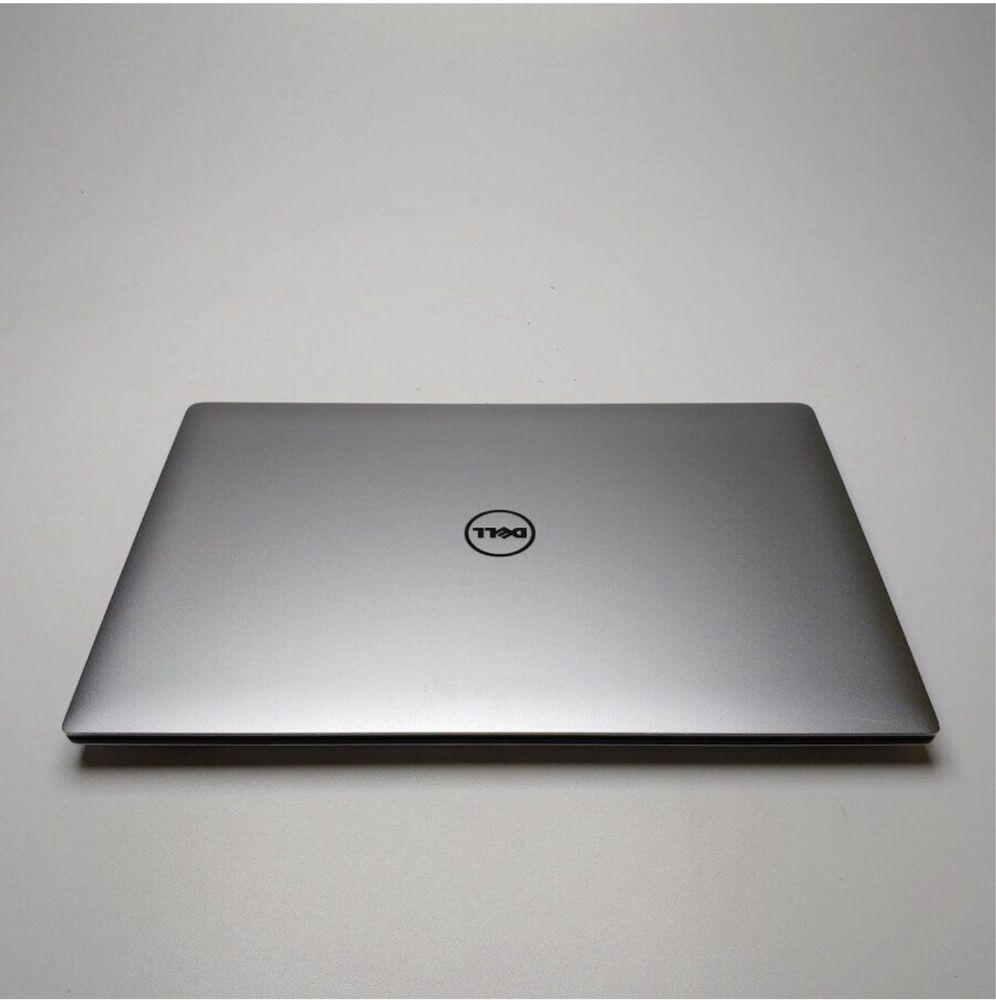 Игровой ноутбук Dell XPS 15 9550