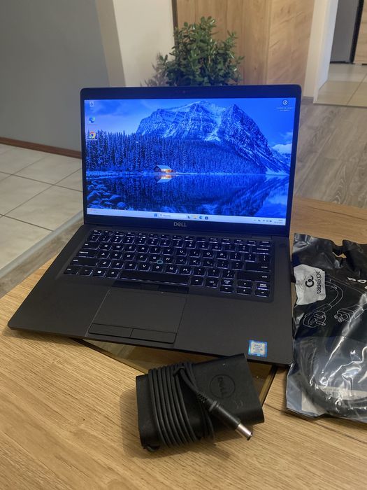 Laptop Dell i5 -8 gen. Windows 11