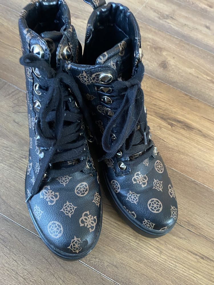 Buty Guess rozmiar 39