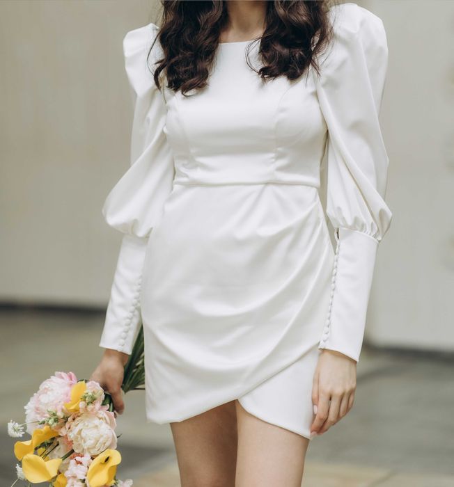 Весільна сукня міні