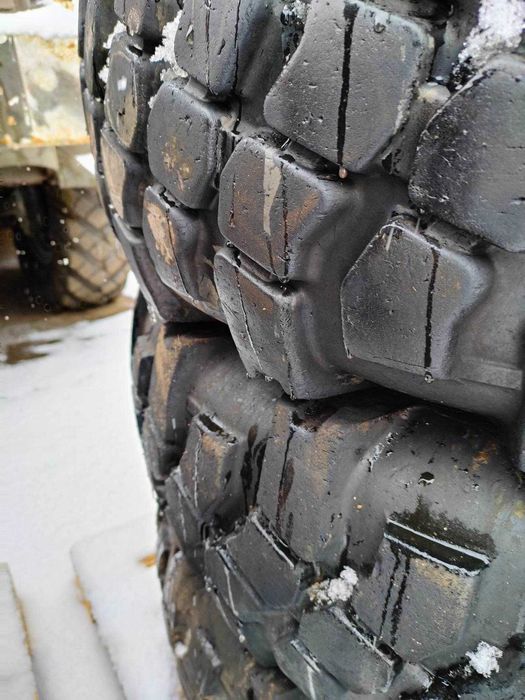 Opony 12.00 R20 MICHELIN I MITAS Bardzo dobry stan