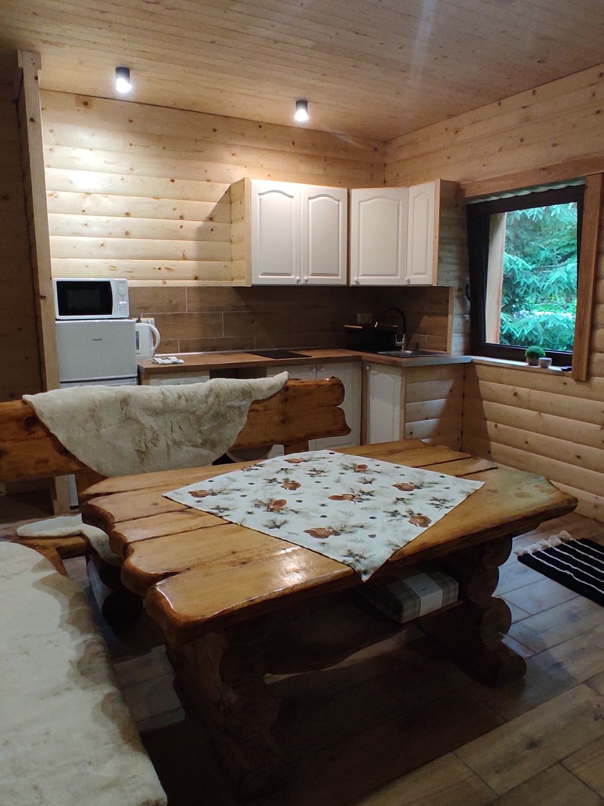 Domek z basenem jacuzzi i sauną