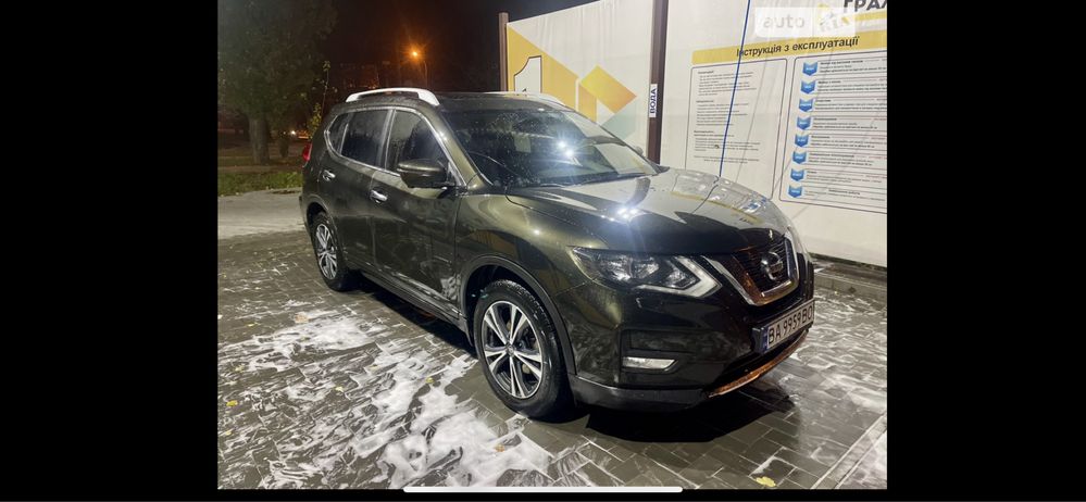 Продам Nissan X-Trail 2018 2.5 газ/бензин у гарному стані