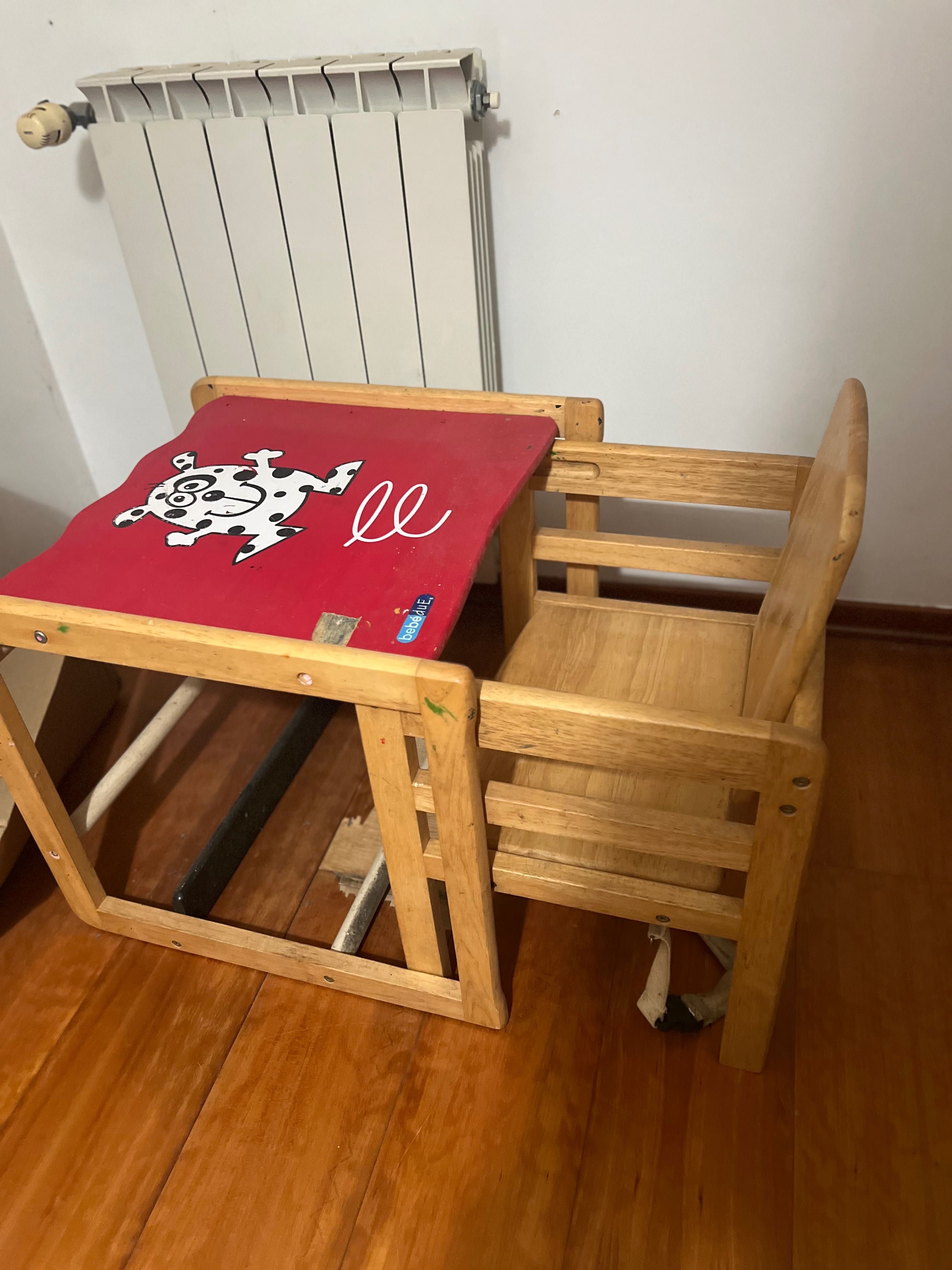 Cadeira bebé, mesa