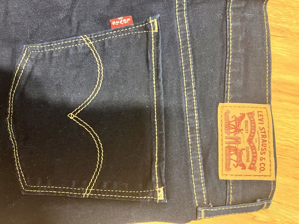 Jeansy levis 710 super sinny