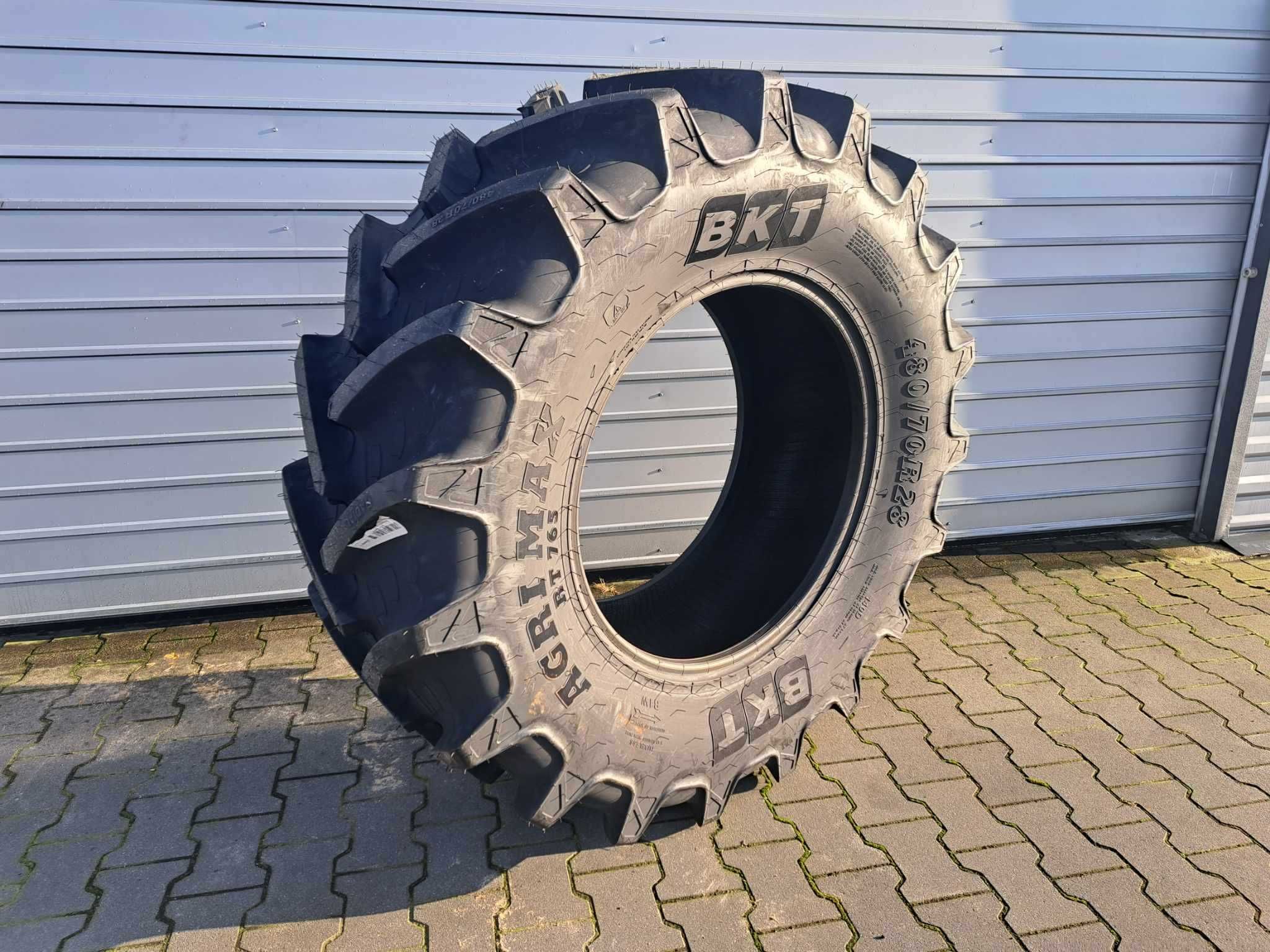 Opona opony 480/70R28 BKT AGRIMAX RT-765 radial 480/70/28 nowa