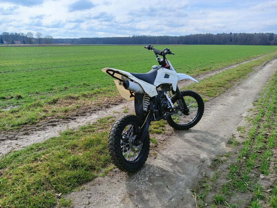 Motocykl MRF 140rc
