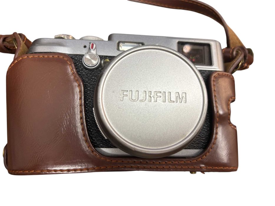 APARAT FUJIFILM X100 23MM dobry stan