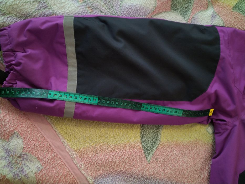 Зимний комбинезон для девочки