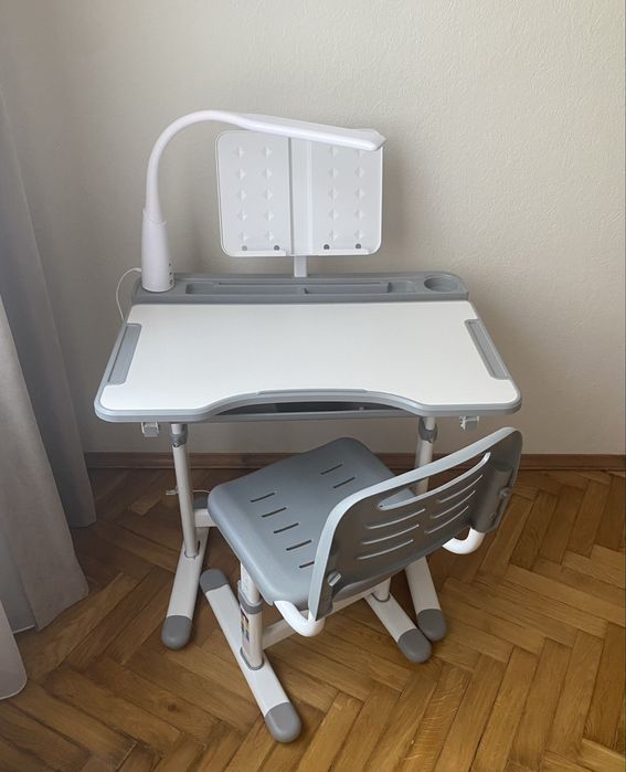 Парта і стілець Cubby