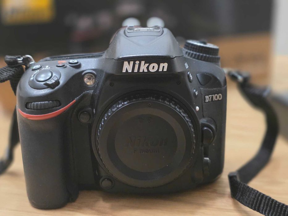 Lustrzanka Nikon D7100 okazja tanio zestaw
