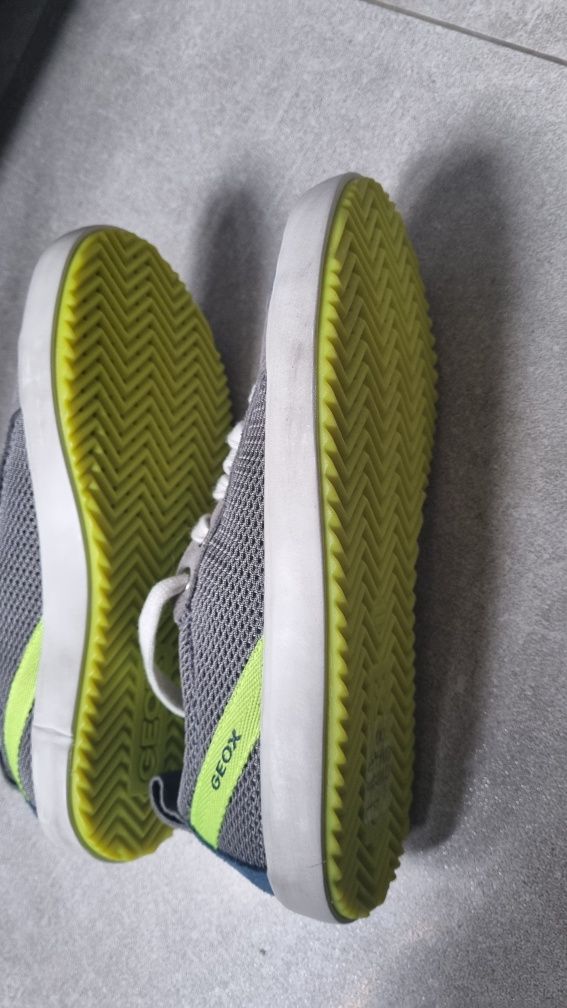 Buty  34, geox, chłopięce za 50 % cenyButy szkolne 34, geox, ch