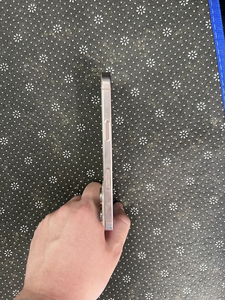 Продам iphone 16 Pro/ 128GB Desert Titanium