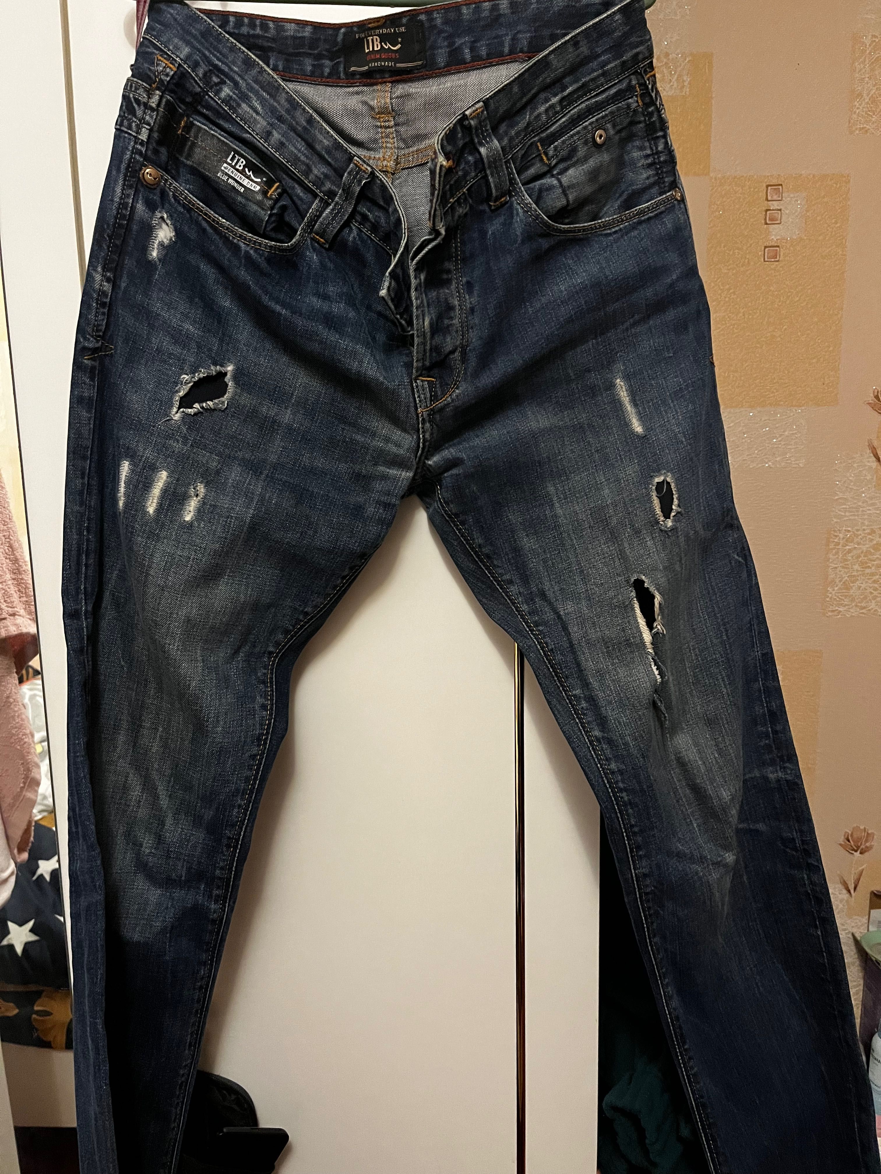Чоловічі джинси ,синього кольору,розмір 46-48