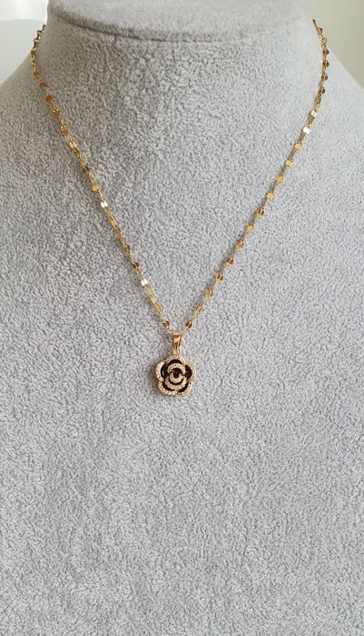 Łańcuszek Wisiorek Róża ze stali nierdzewnej