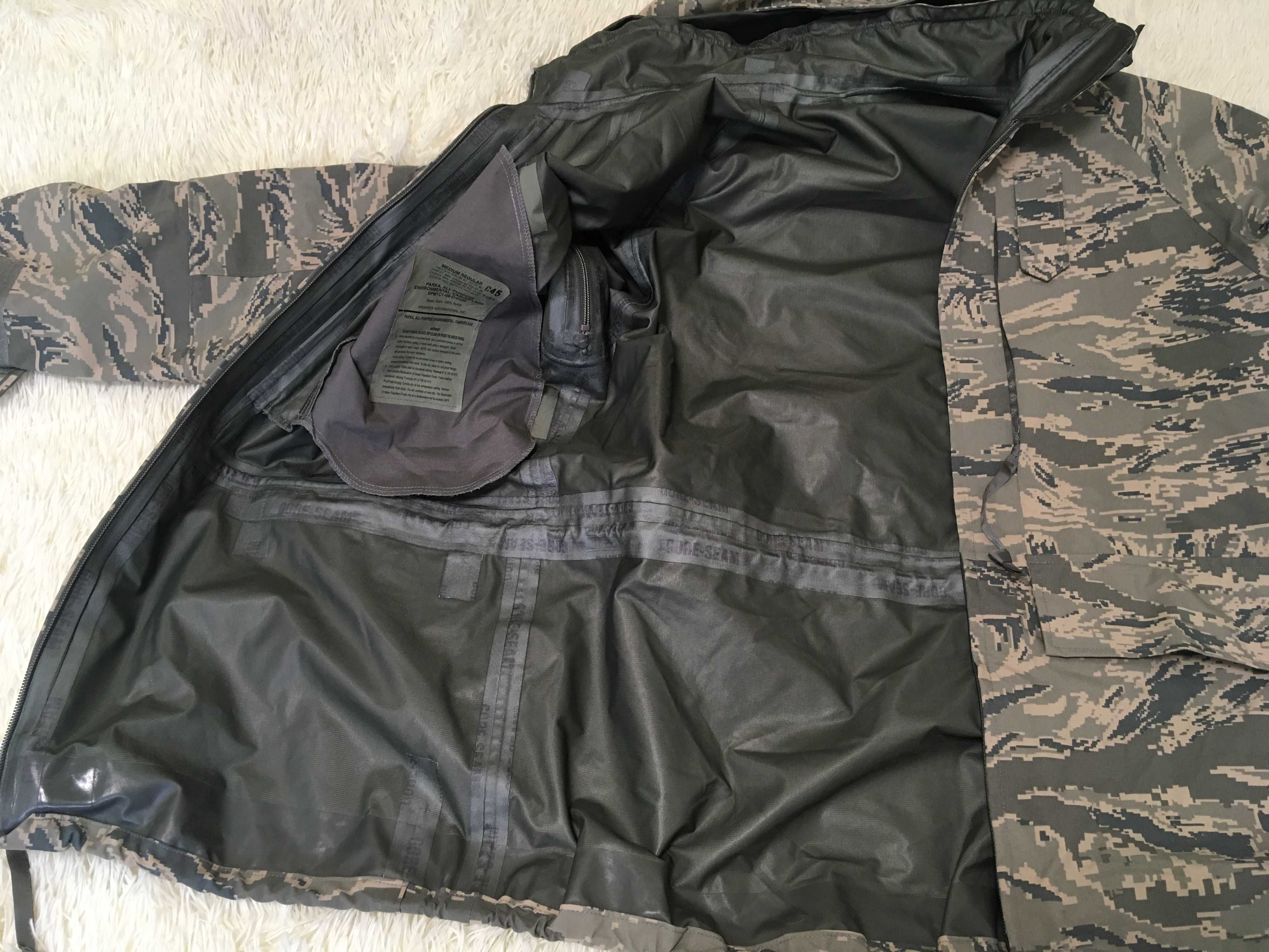 Військова курточка з Gore-Tex армії США розміри  S/R M/L  L/R  L/L