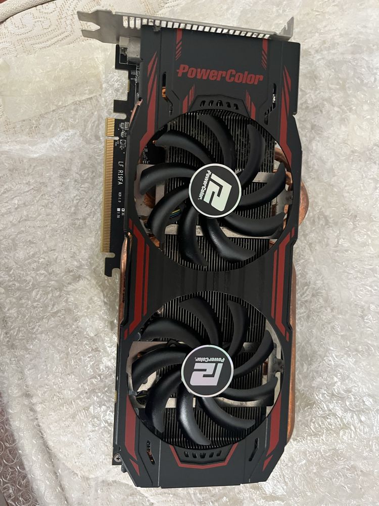 Placa de vídeo Radeon R9 280
