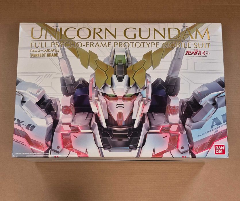PG 1/60 Unicorn Gundam Full Psycho-Frame / model Gunpla