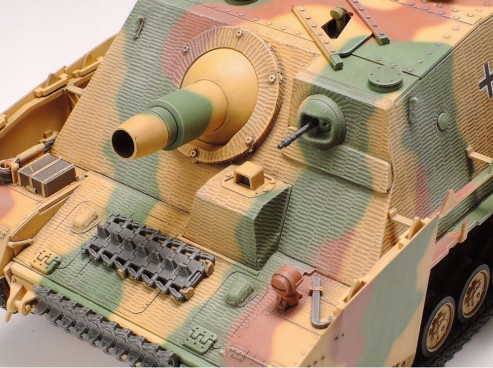 TAMIYA 35353 czołg Sd.Kfz.166 Sturmpancer IV Brummbar model 1:35