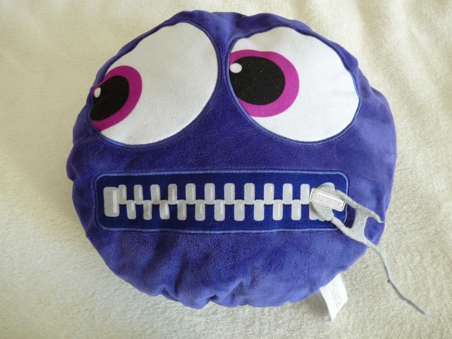 Poduszki poduchy buźki emotikony-2 sztuki