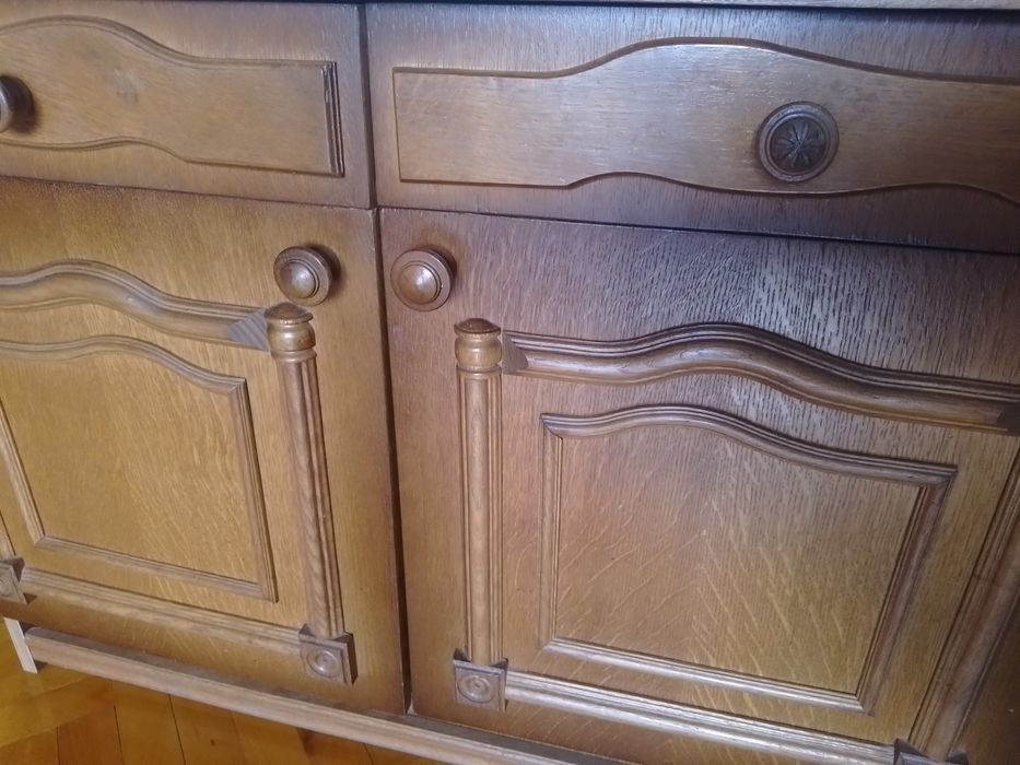 Продам дерев'яну тумбу