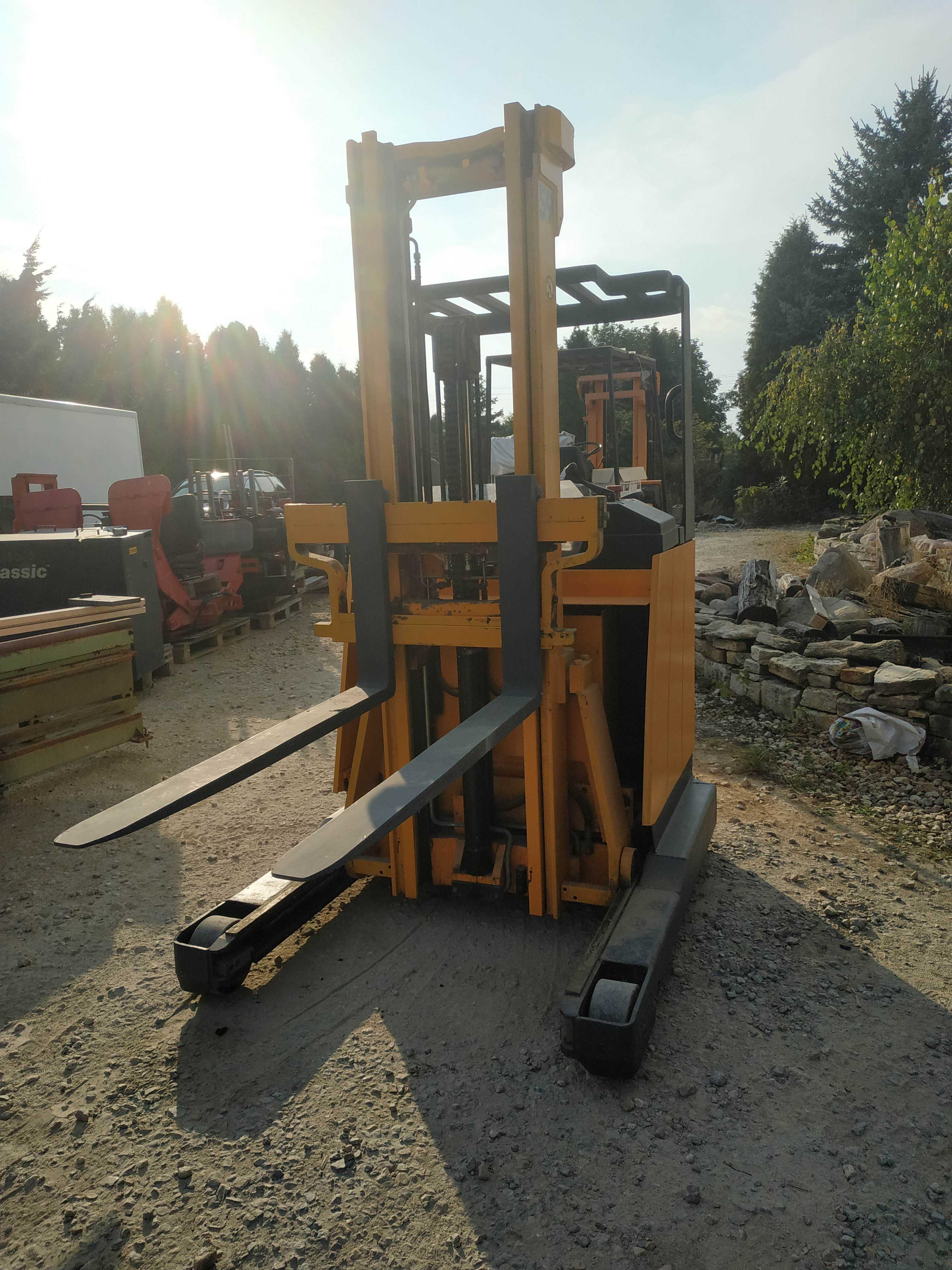 Jungheinrich Etv 12 Wózek widłowy boczny elektryczny, paletowy 1200kg
