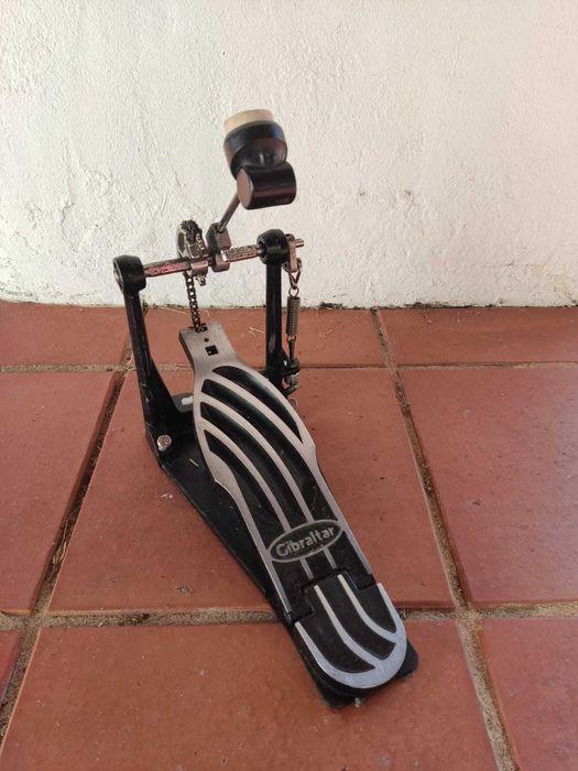 Pedal de bombo Gibraltar 5611