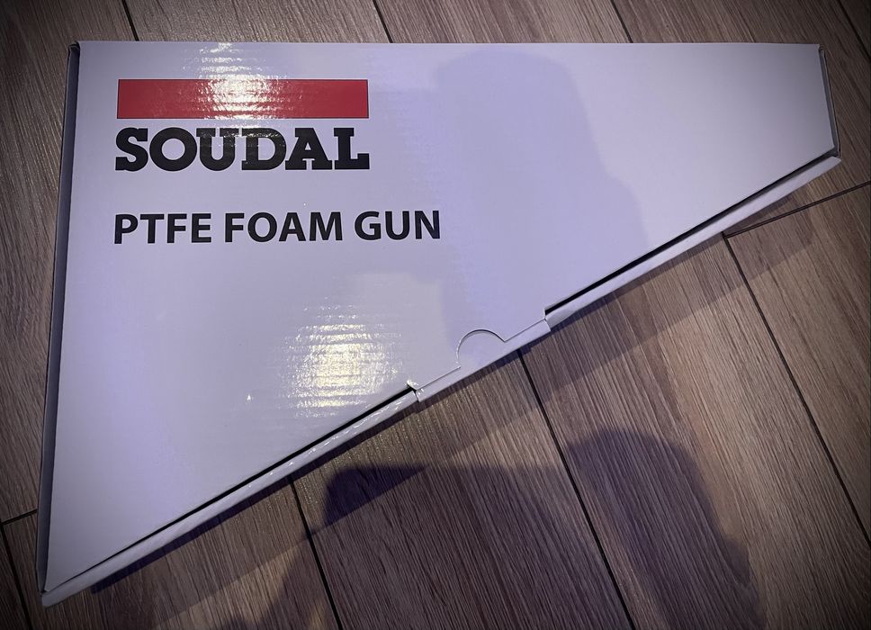 Pistolet do pianki SOUDAL piany 121408 Teflonowy