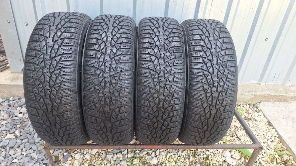 Opony zimowe Nokian 175/65 15, 7,9mm, 2020rok