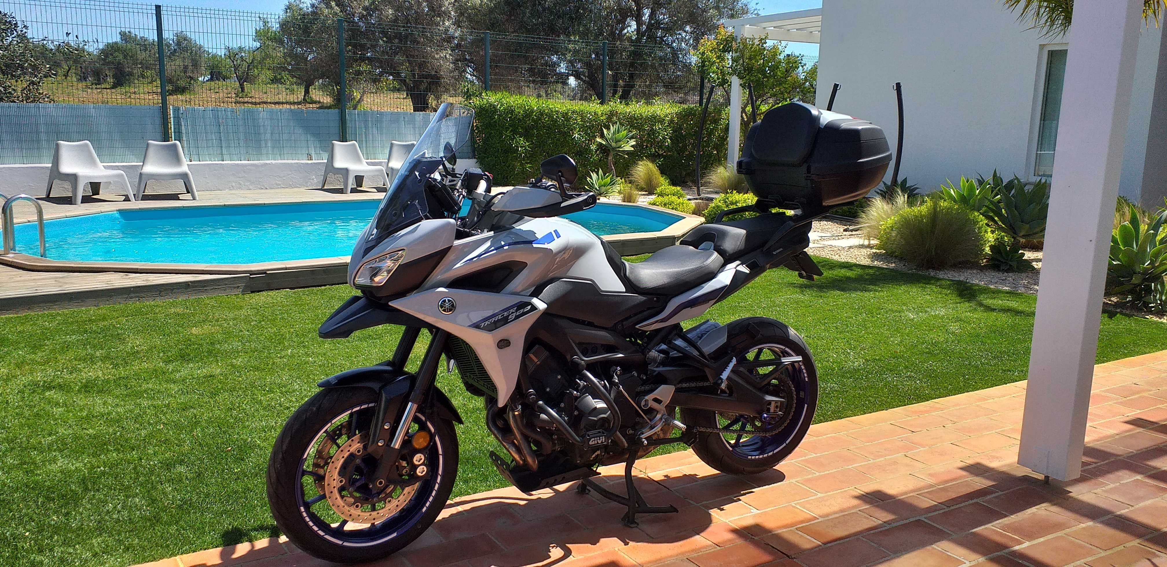 Tracer 900 muitos extras 3 malas apenas 8750km (modelo corrigido)