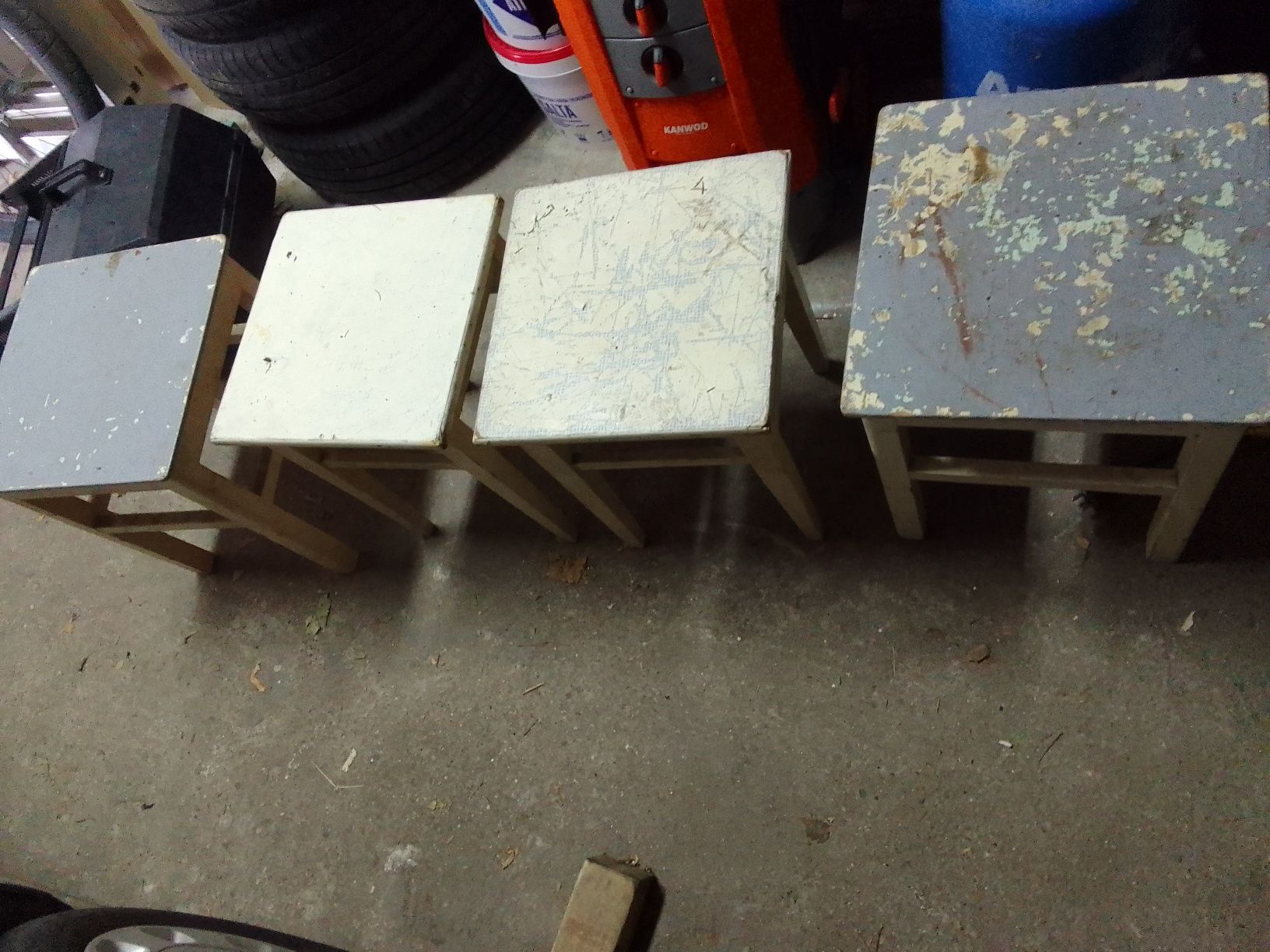 Taboret taborety krzesła solidne lite drewno