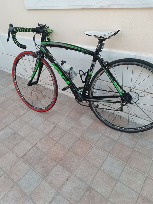 Bicicleta Estrada "S" e bicicleta BTT (junior)